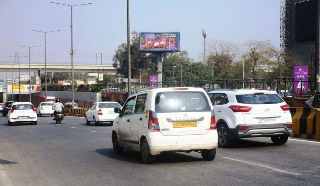 Noida Sector 18- TGIP Mall, – Near Gate 3  towards DPS